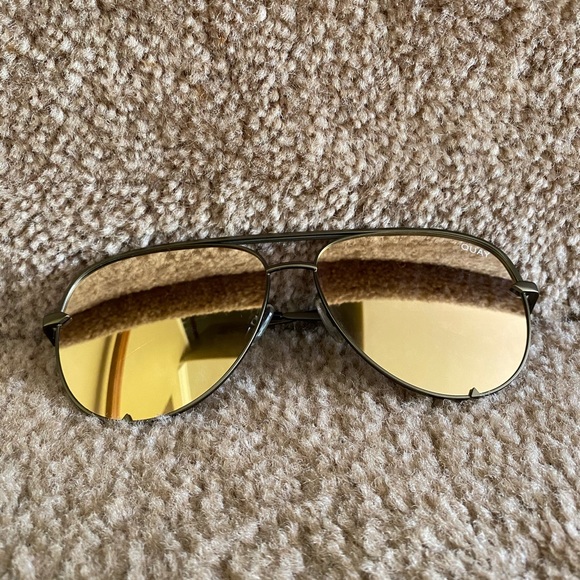 Quay Australia Sunglasses - Picture 6 of 10